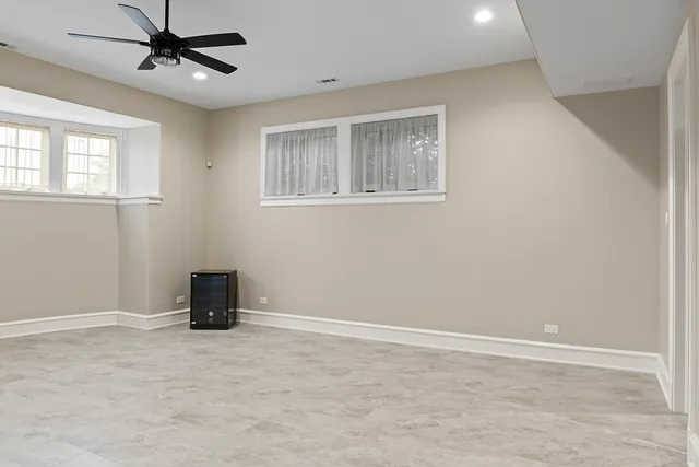 $2,450,000 | 23 Enclave Court, South Barrington, IL 60010