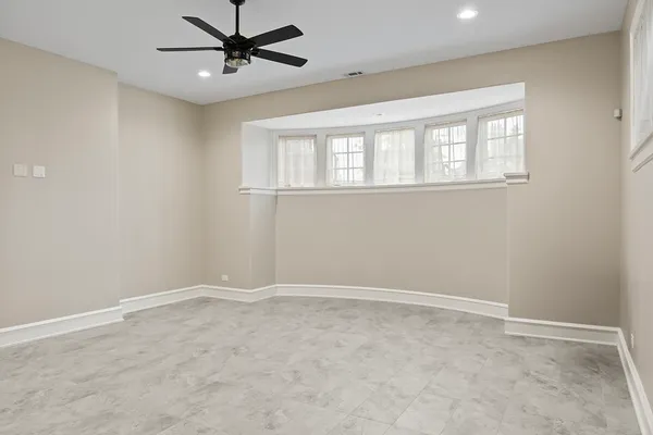 $2,450,000 | 23 Enclave Court, South Barrington, IL 60010