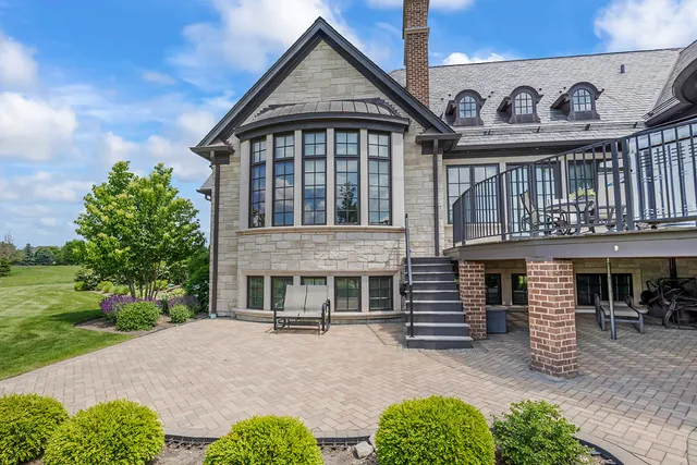 $2,450,000 | 23 Enclave Court, South Barrington, IL 60010