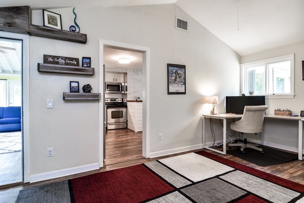 19 Ruth Drive Framingham, MA 01701 - Photo 15 of 34