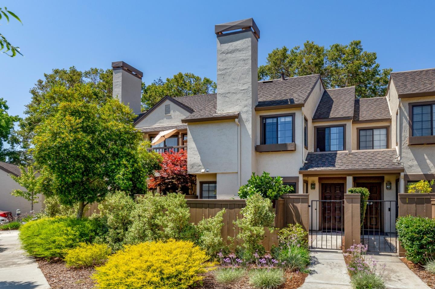 2071 Foxhall Loop San Jose, CA 95125 - Photo 1 of 17 front view of a house