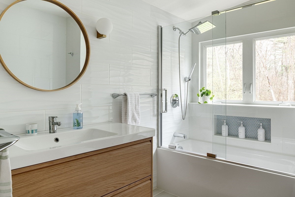 51 Turning Mill Road Lexington, MA 02420 - Photo 16 of 29 Gallery Image 16
