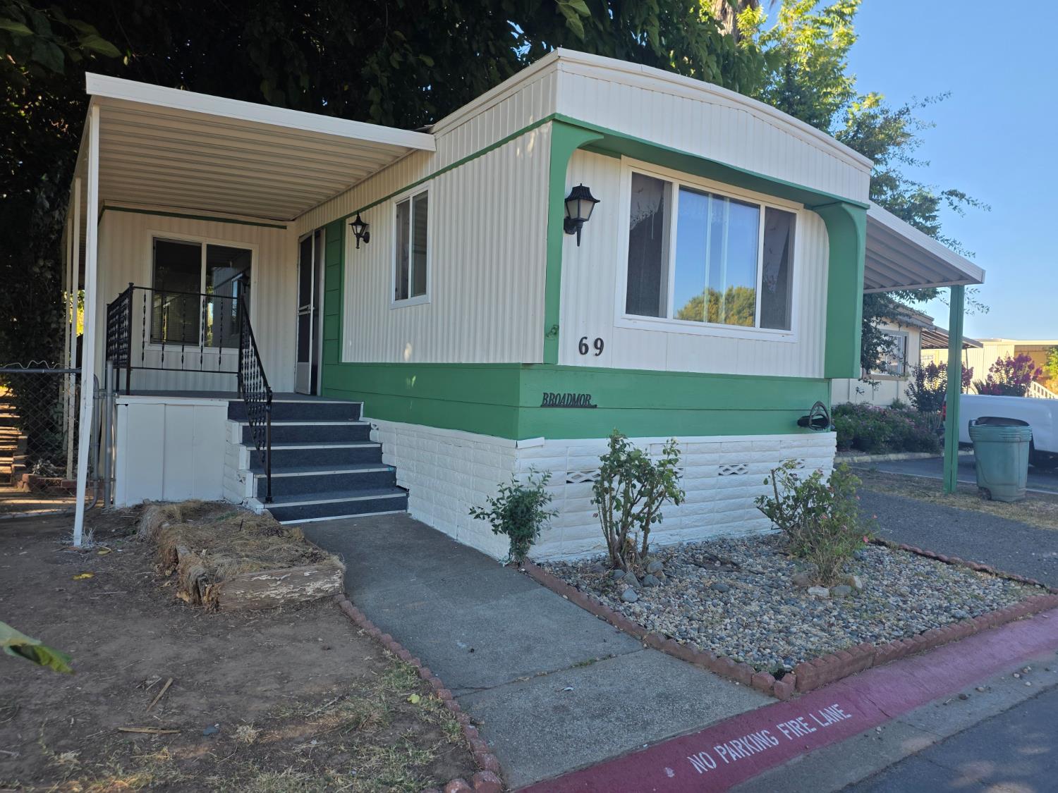 69 Kit Road, Unit 69 Sacramento, CA 95838 - Photo 2 of 32 Gallery Image 2