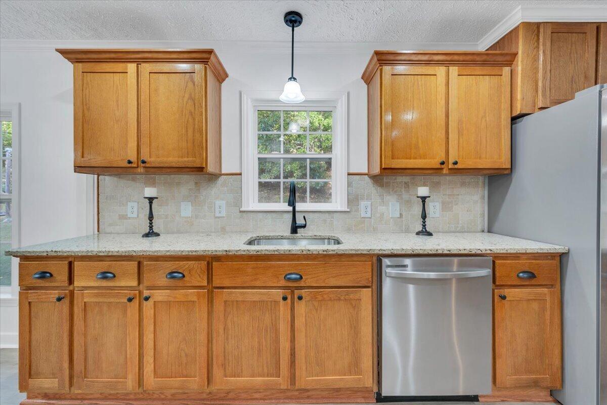 4771 Little Bear Road Salem, VA 24153 - Photo 11 of 36 11-MIB00942