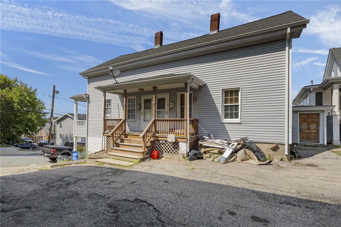 84 Spring Street Lincoln, RI 02838 - Photo 1 of 27