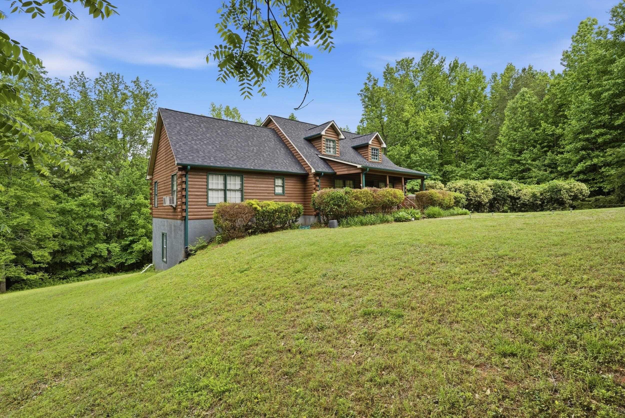 135 Pointe Drive Campobello, SC 29322 - Photo 35 of 44