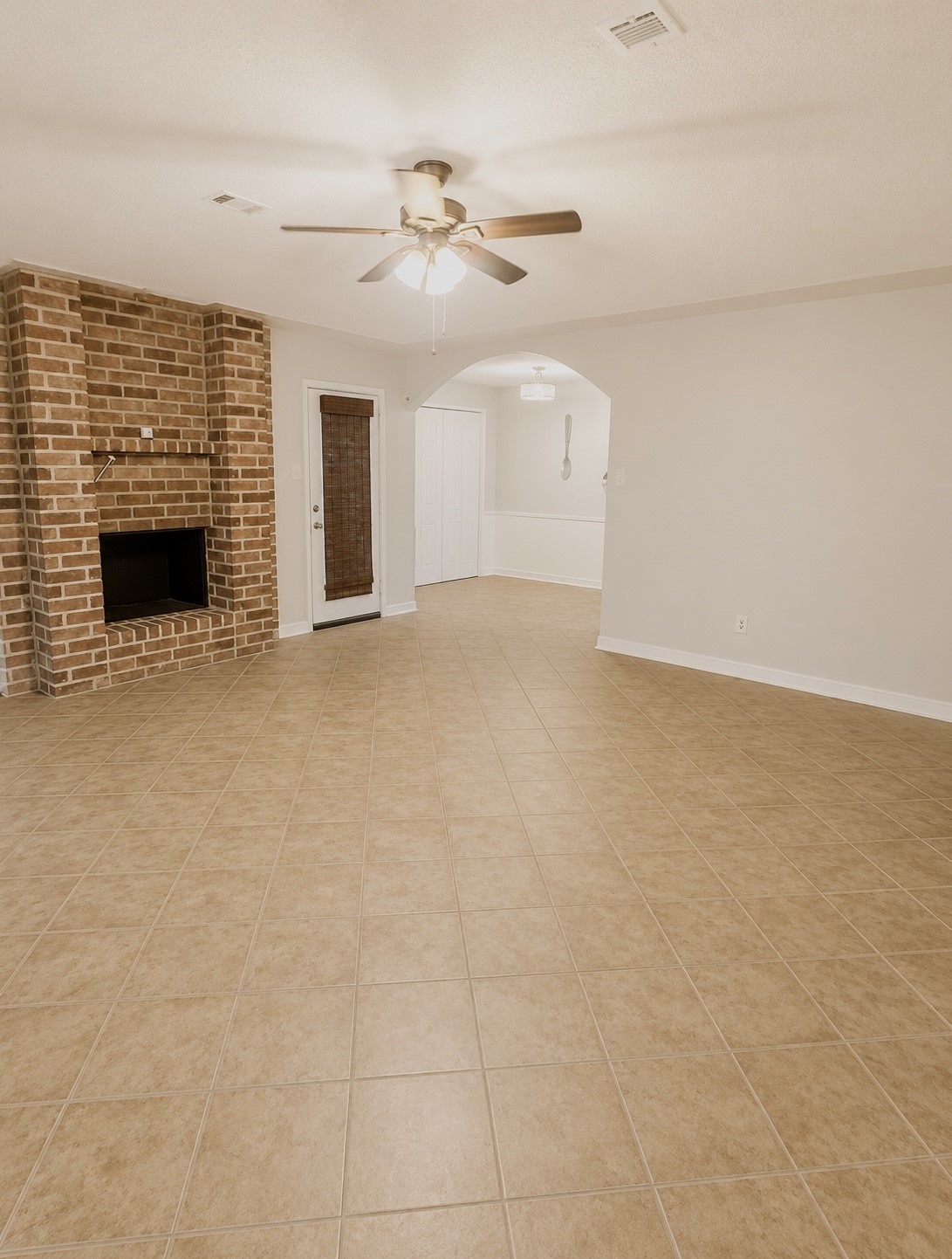 7446 Soledad Drive Houston, TX 77083 - Photo 3 of 21