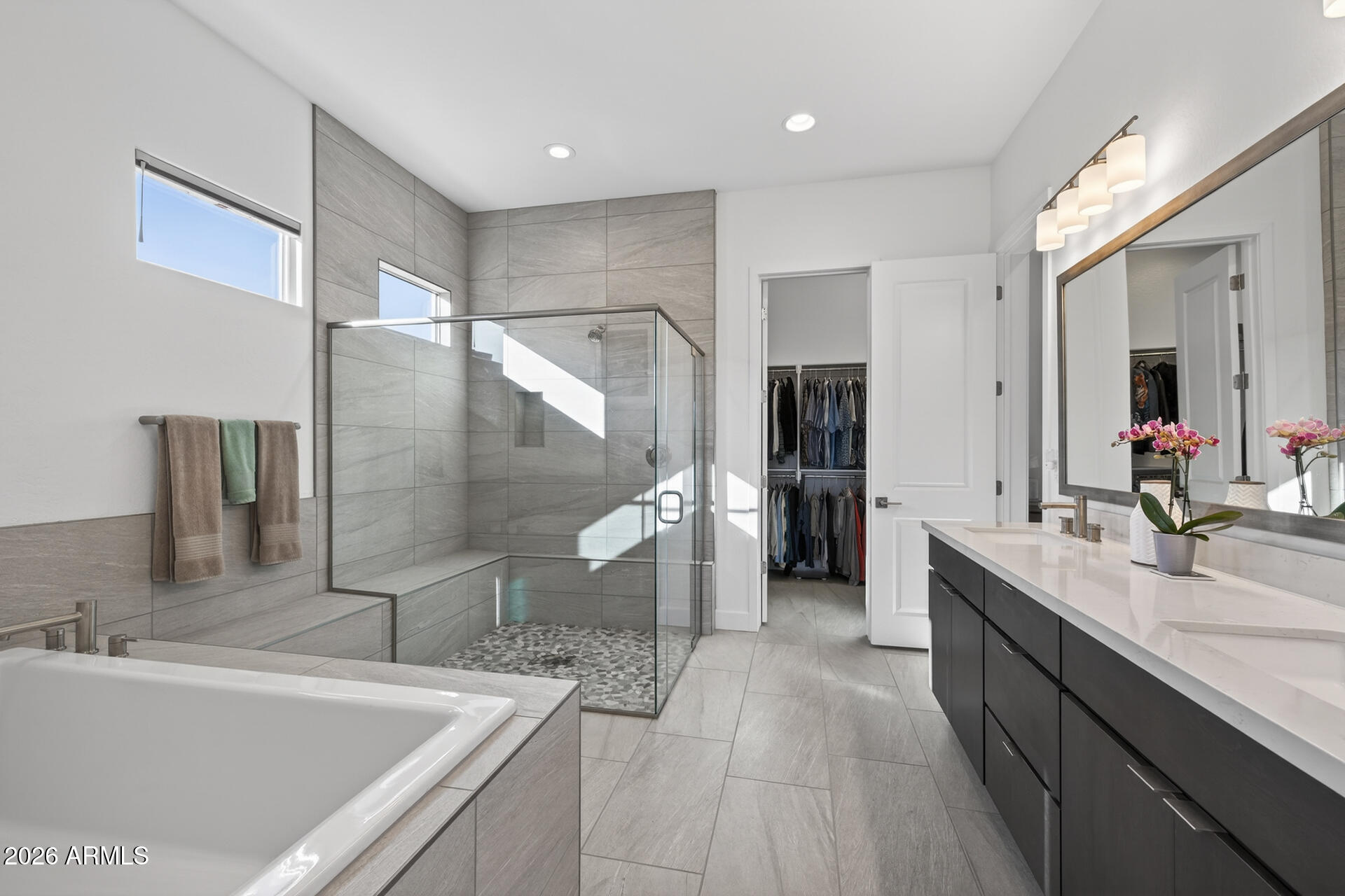 18205 East Juniper Oaks Drive Rio Verde, AZ 85263 - Photo 23 of 77 a bathroom with a tub sink and mirror