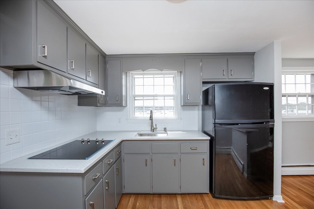 422 Waverley Oaks Road Waltham, MA 02452 - Photo 12 of 33 Gallery Image 12