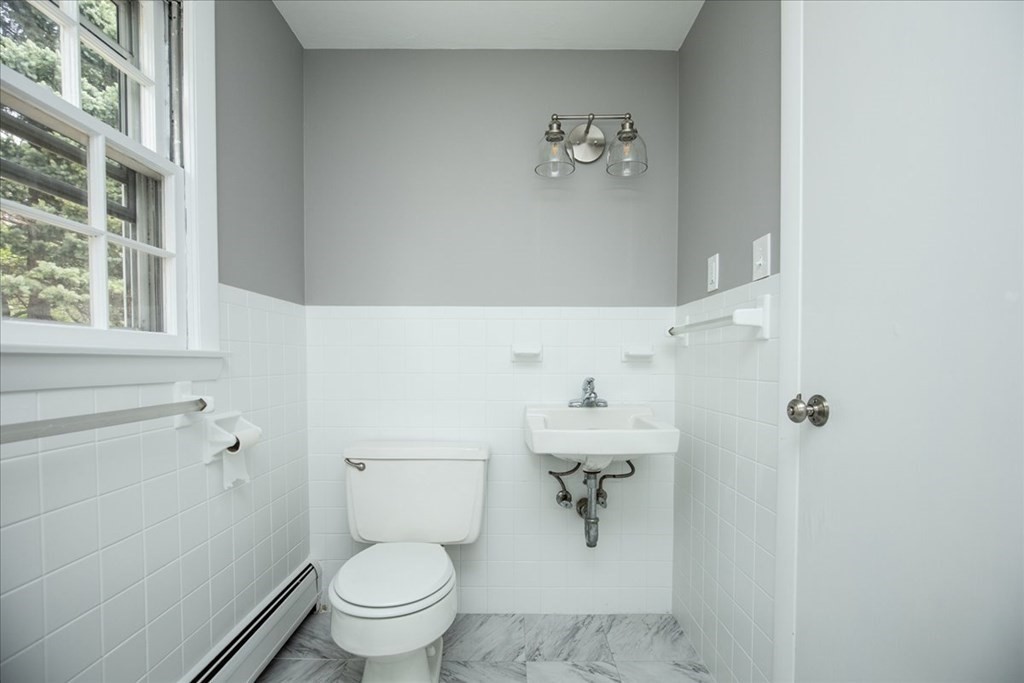 422 Waverley Oaks Road Waltham, MA 02452 - Photo 24 of 33 Gallery Image 24
