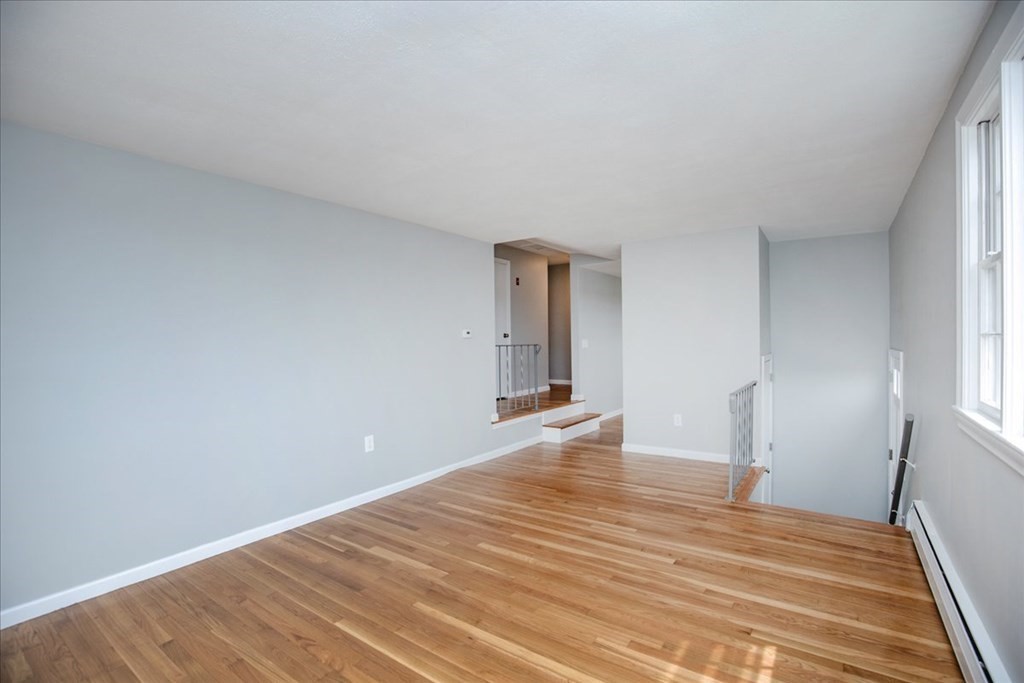 422 Waverley Oaks Road Waltham, MA 02452 - Photo 7 of 33 Gallery Image 7