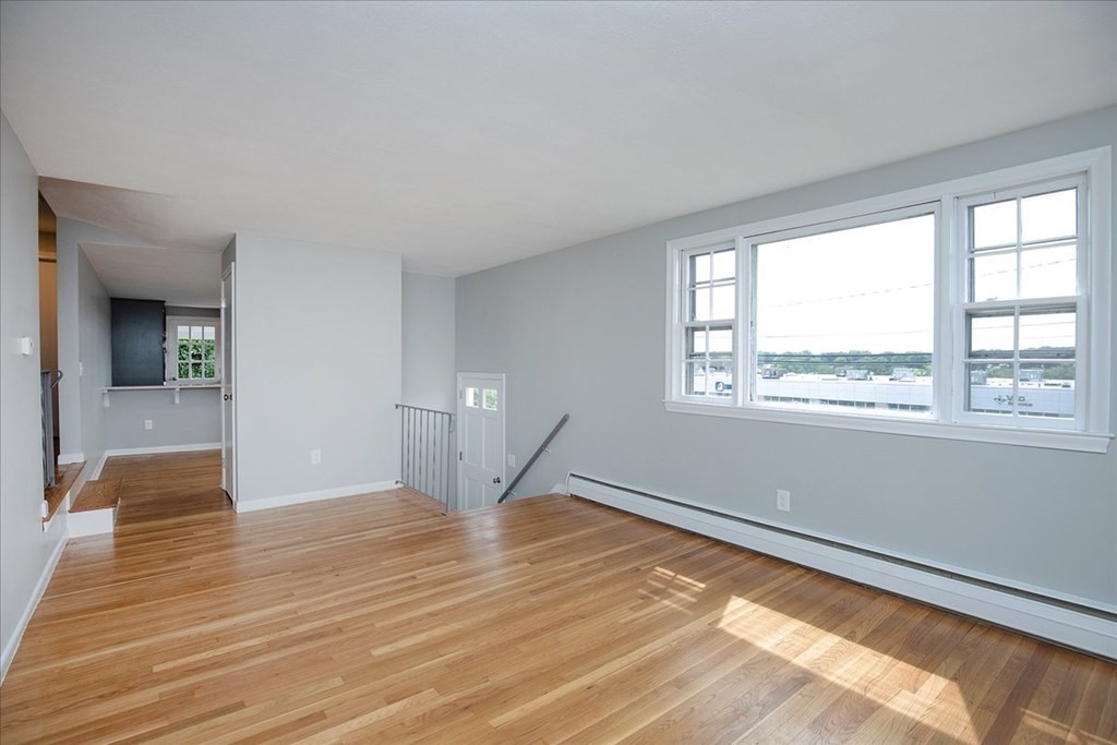 422 Waverley Oaks Road Waltham, MA 02452 - Photo 8 of 33 Gallery Image 8