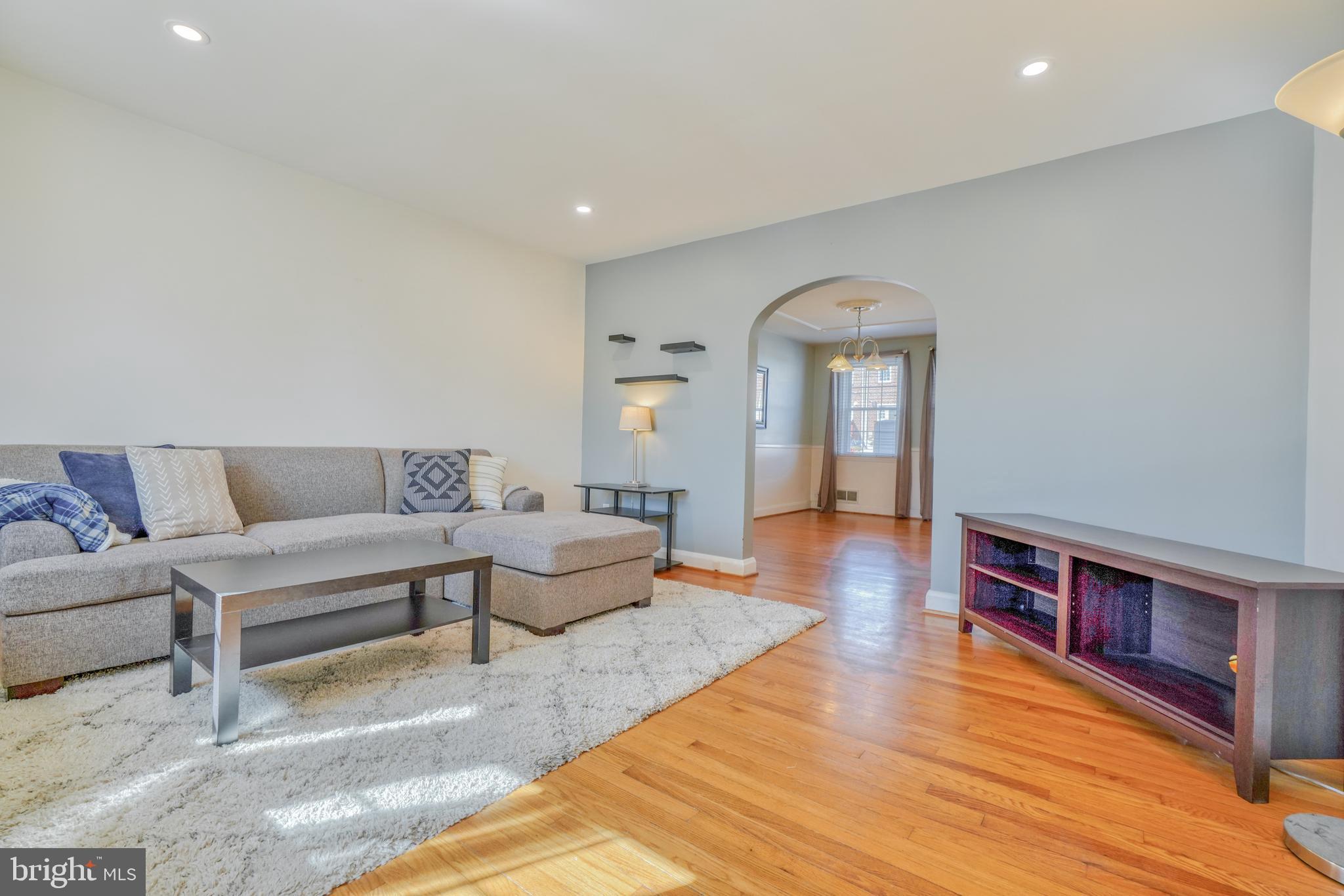 1642 Hardwick Road Towson, MD 21286 - Photo 3 of 32