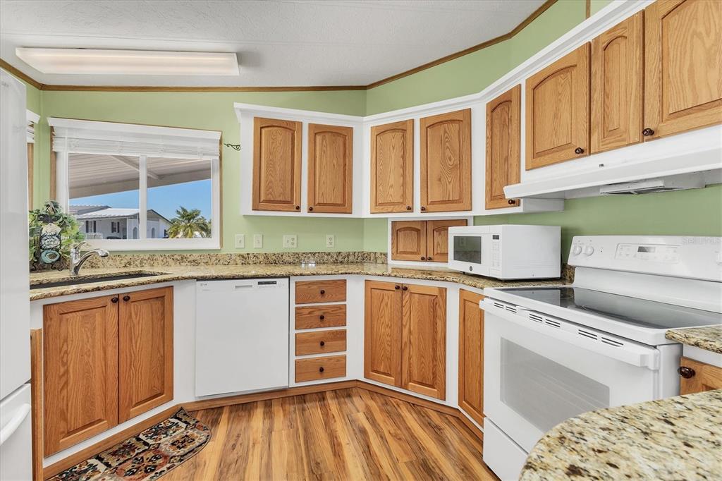 4215 14th Street East Ellenton, FL 34222 - Photo 14 of 44