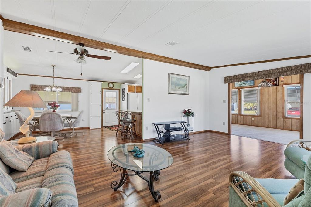 4215 14th Street East Ellenton, FL 34222 - Photo 7 of 44