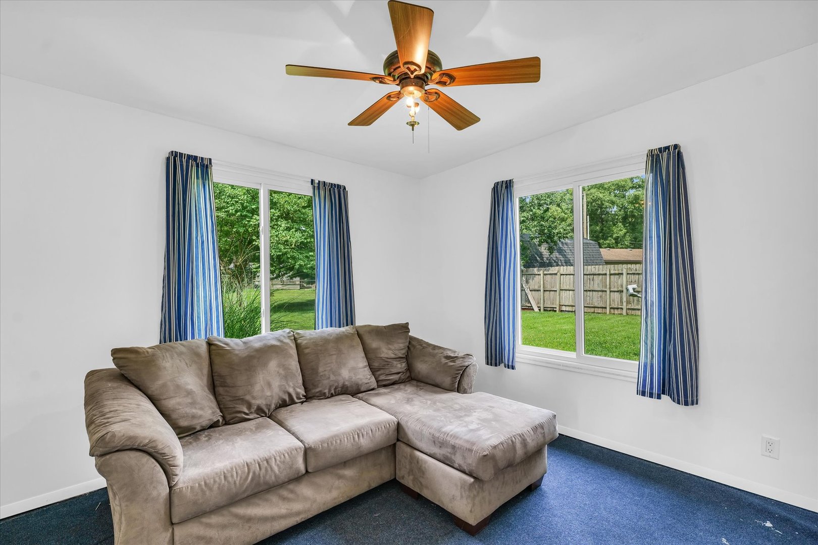 1617 Cornell Drive Champaign, IL 61821 - Photo 14 of 31 a living room with furniture and a window