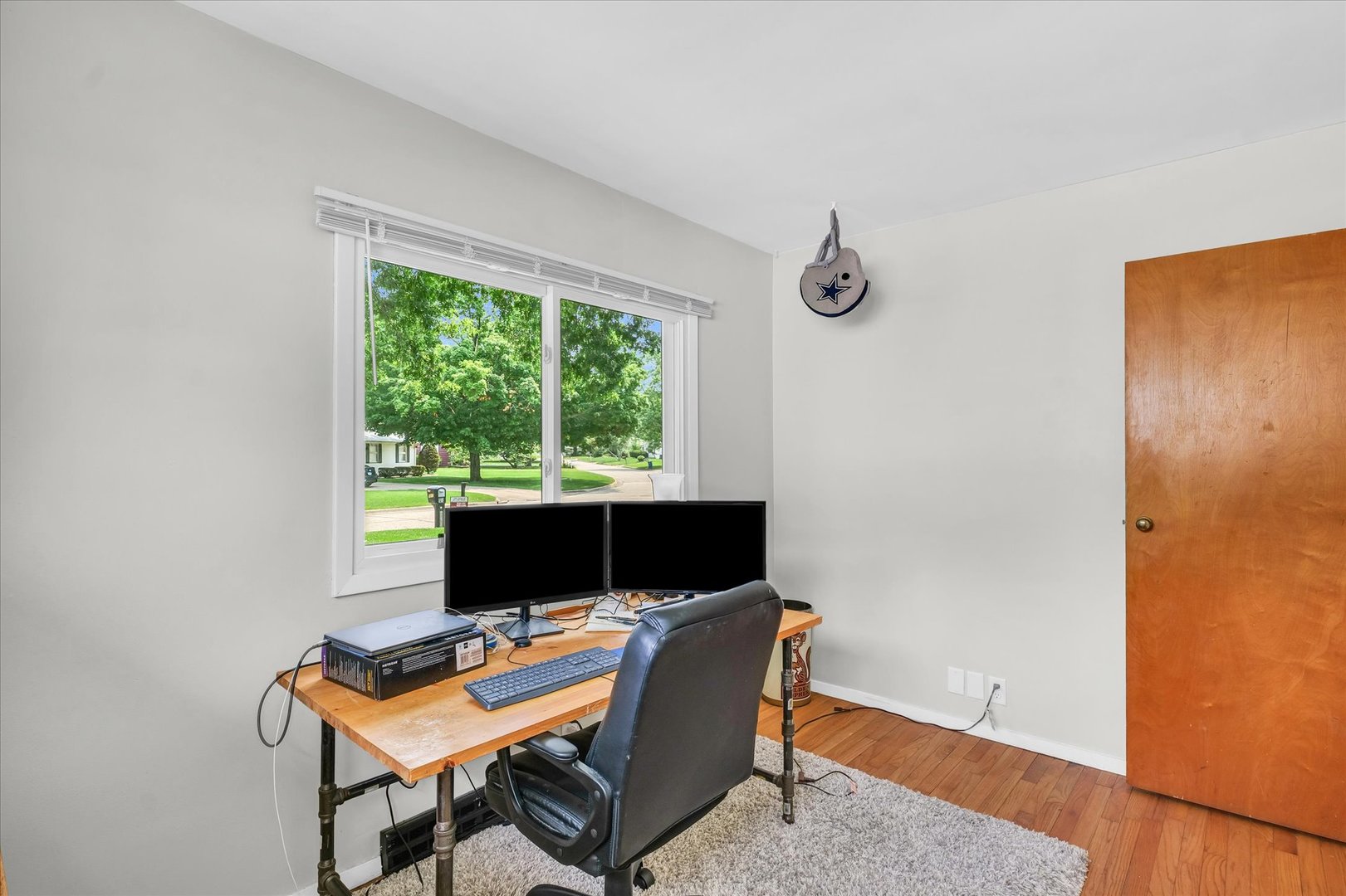 1617 Cornell Drive Champaign, IL 61821 - Photo 26 of 31 a workspace with furniture and window