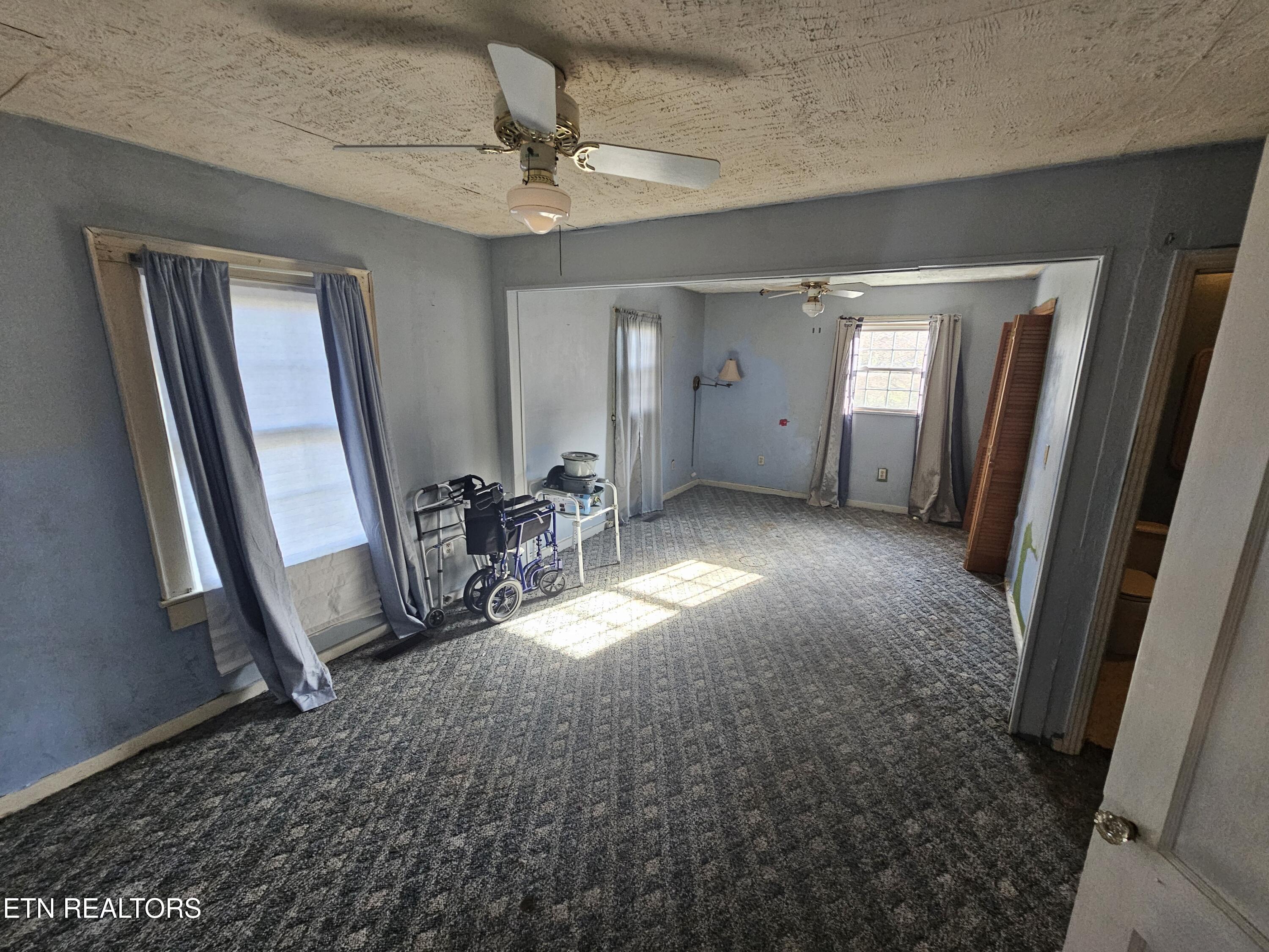 2304 Croydon Road Northwest Knoxville, TN 37921 - Photo 18 of 29 20260303_162359 (1)