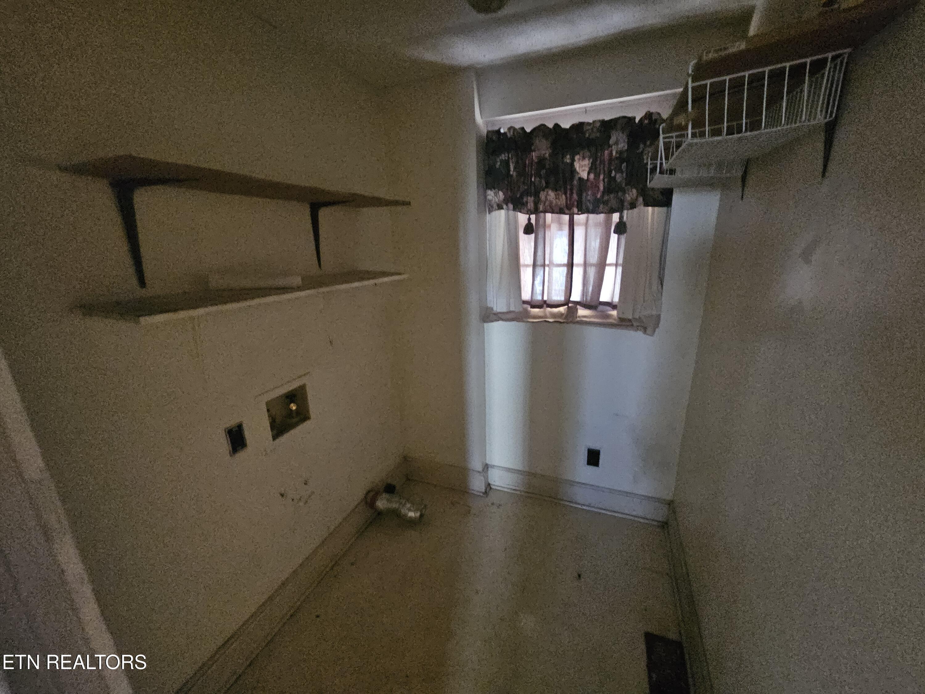 2304 Croydon Road Northwest Knoxville, TN 37921 - Photo 22 of 29 20260303_162630 (1)