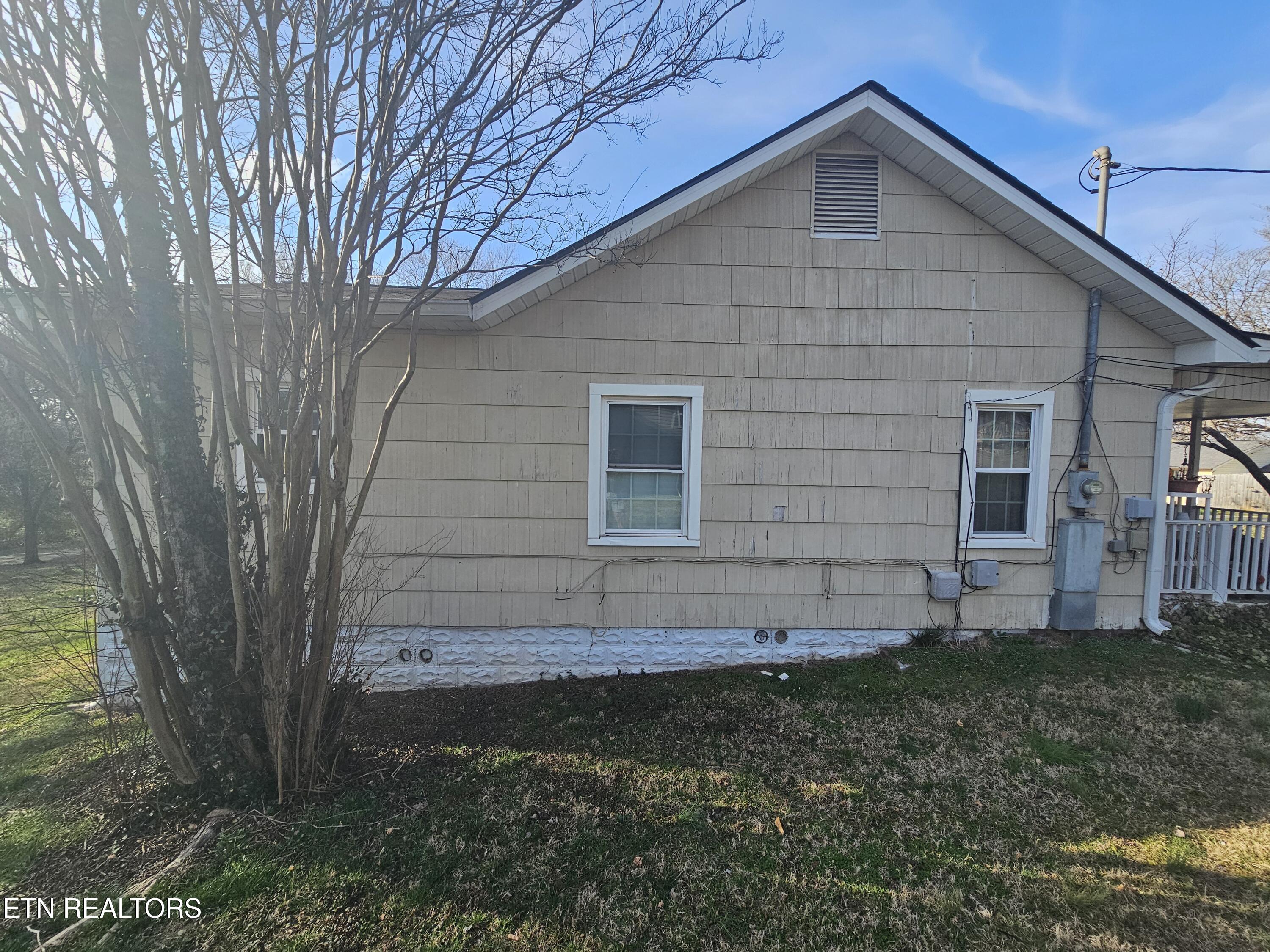 2304 Croydon Road Northwest Knoxville, TN 37921 - Photo 25 of 29 20260303_161948 (1)