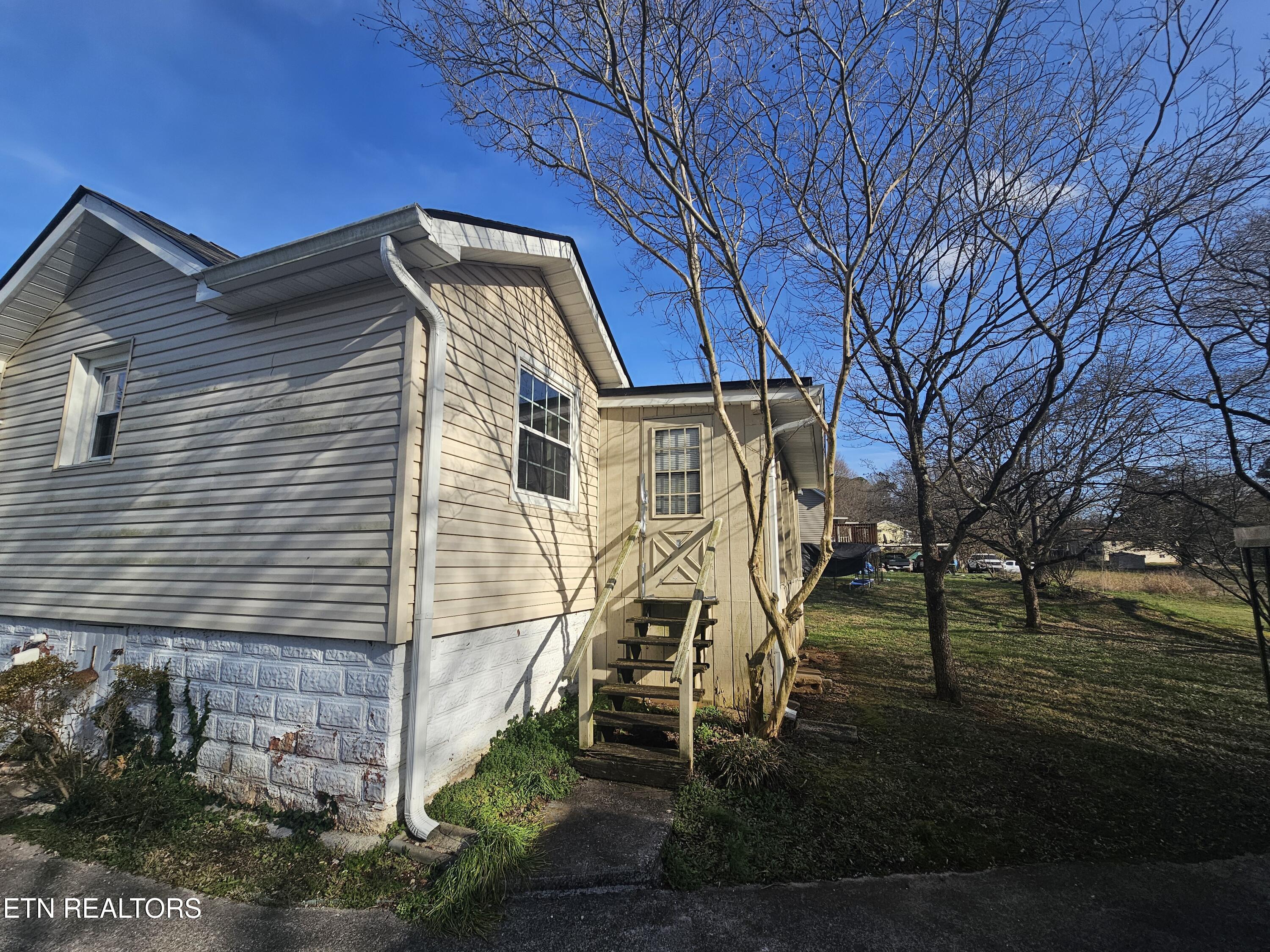 2304 Croydon Road Northwest Knoxville, TN 37921 - Photo 26 of 29 20260303_161821 (1)