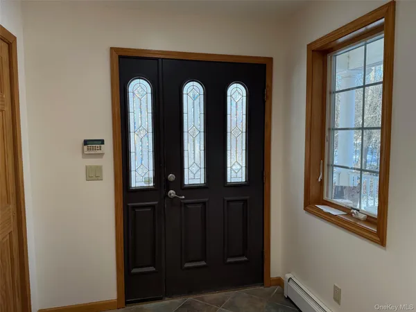 $2,100 | 88 Pierce Circle, New Hampton, NY 10958