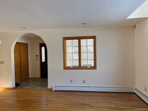 $2,100 | 88 Pierce Circle, New Hampton, NY 10958