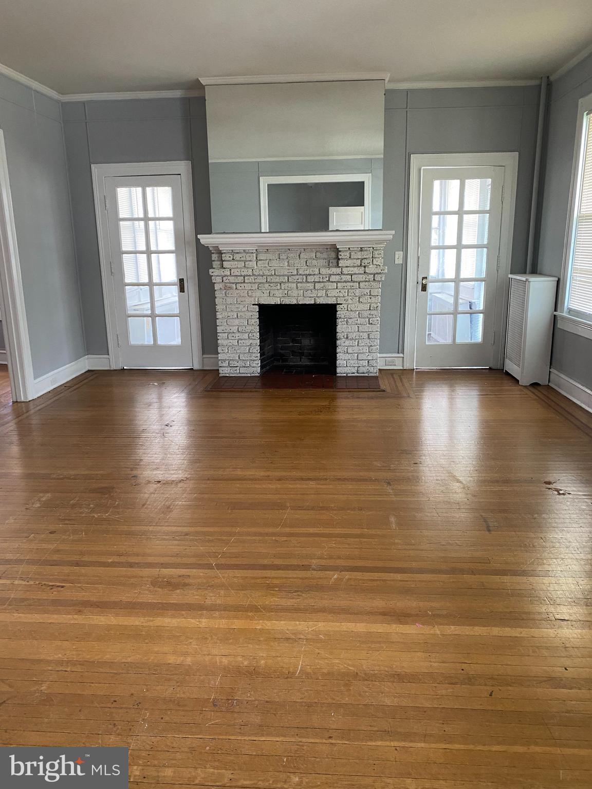3706 Egerton Road Baltimore, MD 21215 - Photo 7 of 33 LR 1st Floor