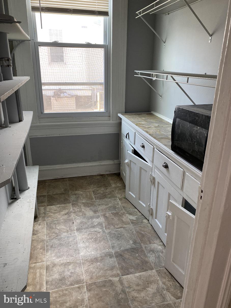 3706 Egerton Road Baltimore, MD 21215 - Photo 9 of 33 1st Floor Panty