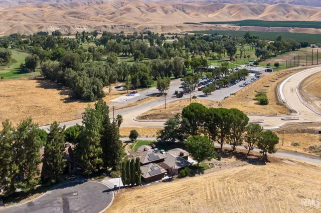 $639,000 | Undisclosed Address, Bakersfield, CA 93306