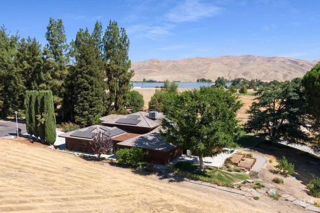 $639,000 | Undisclosed Address, Bakersfield, CA 93306