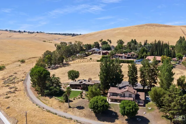 $639,000 | Undisclosed Address, Bakersfield, CA 93306