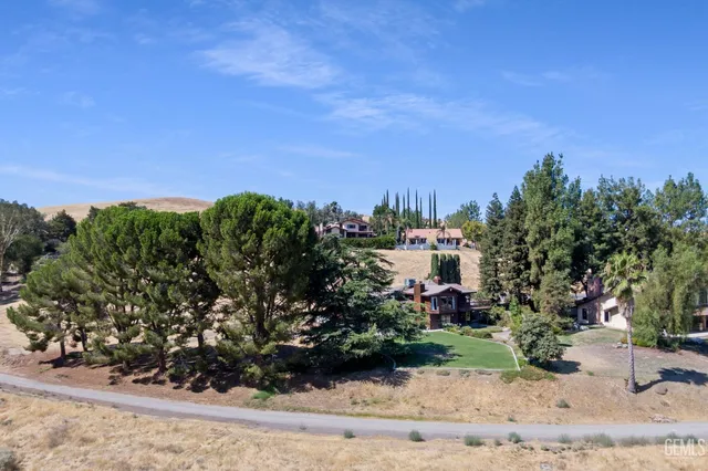 $639,000 | Undisclosed Address, Bakersfield, CA 93306