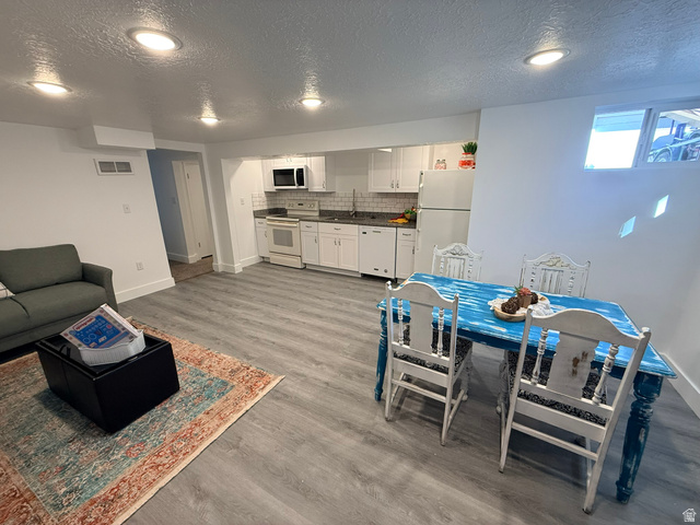 5256 South 2000th Street West Roy, UT 84067 - Photo 19 of 25