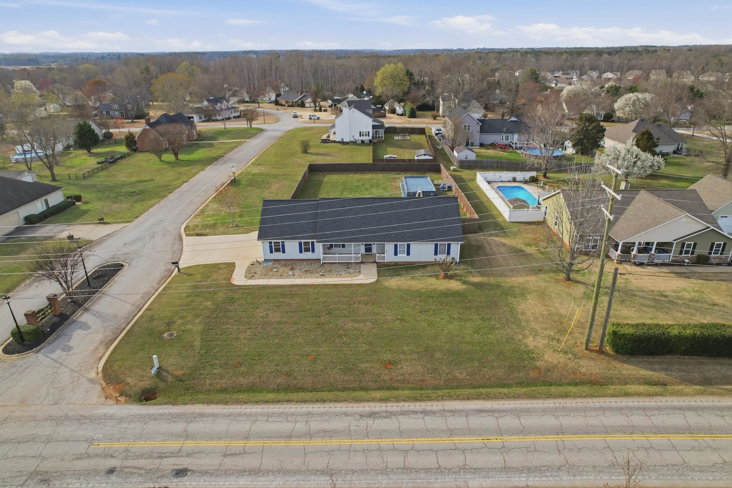 1046 Highway 417 Moore, SC 29369 - Photo 26 of 32