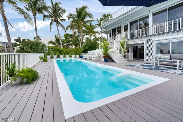 $3,575,000 | 218 Useppa Island, Bokeelia, FL 33922