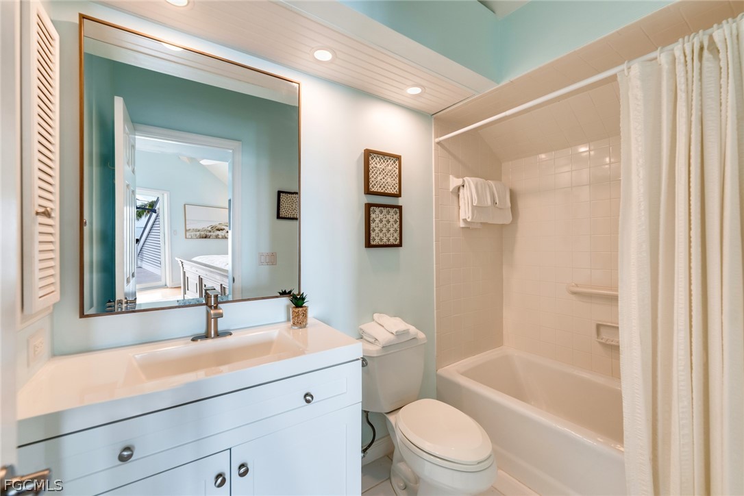 218 Useppa Island Bokeelia, FL 33922 - Photo 32 of 44