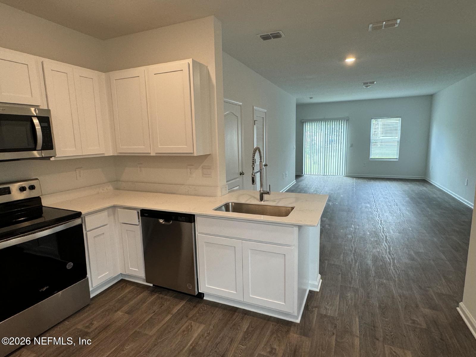 9098 Alpine Aster Road Jacksonville, FL 32256 - Photo 3 of 13 large (51)