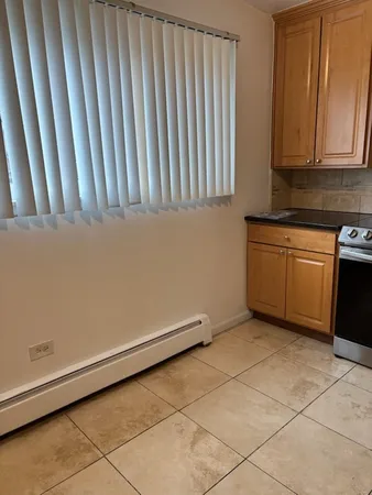 $1,700 | 7200 North Ashland Boulevard, Unit B, Chicago, IL 60626