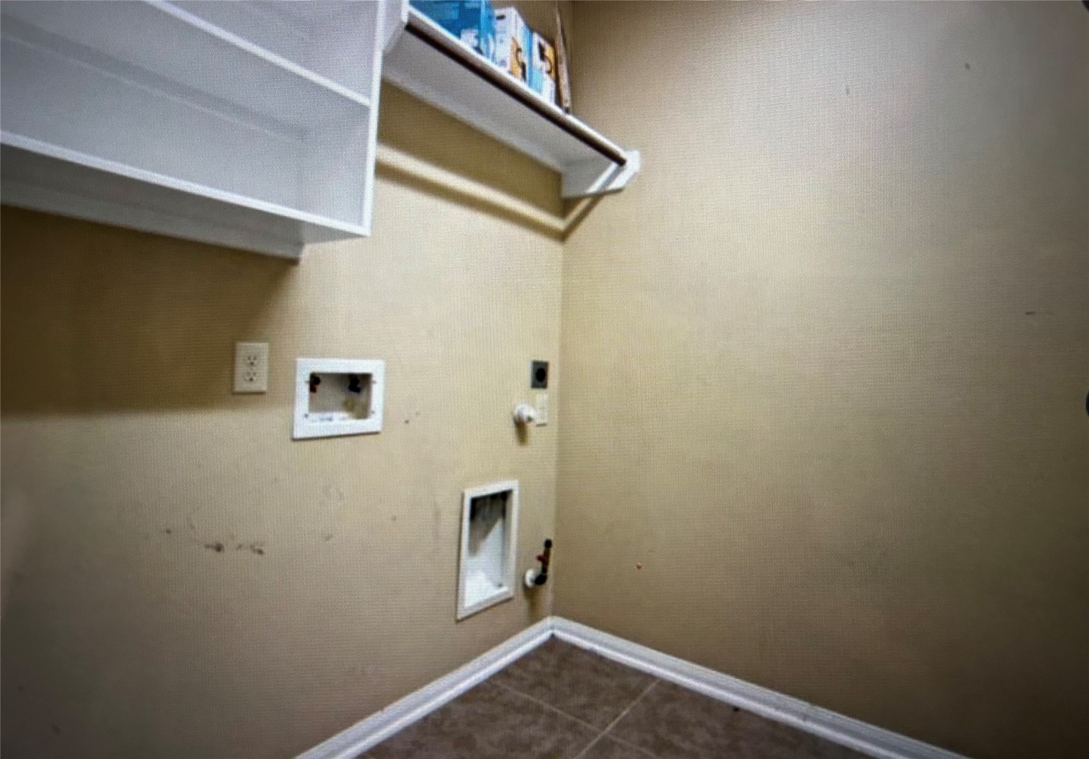 7936 Lake Commons Drive Rosenberg, TX 77469 - Photo 20 of 34 a view of small space with wooden floor