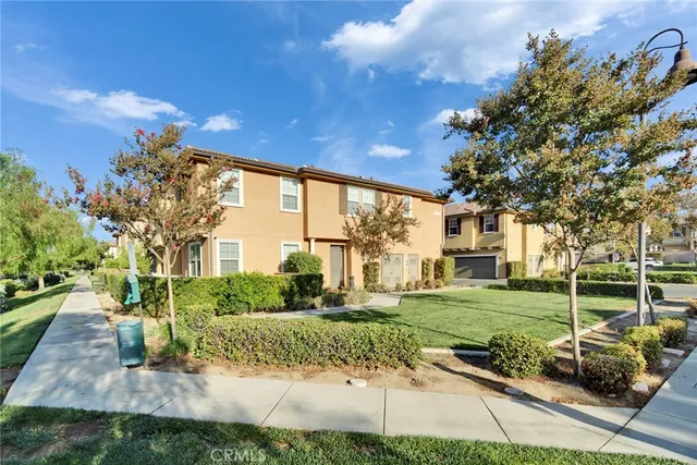 $688,888 | 2916 East Via Fiano, Ontario, CA 91764