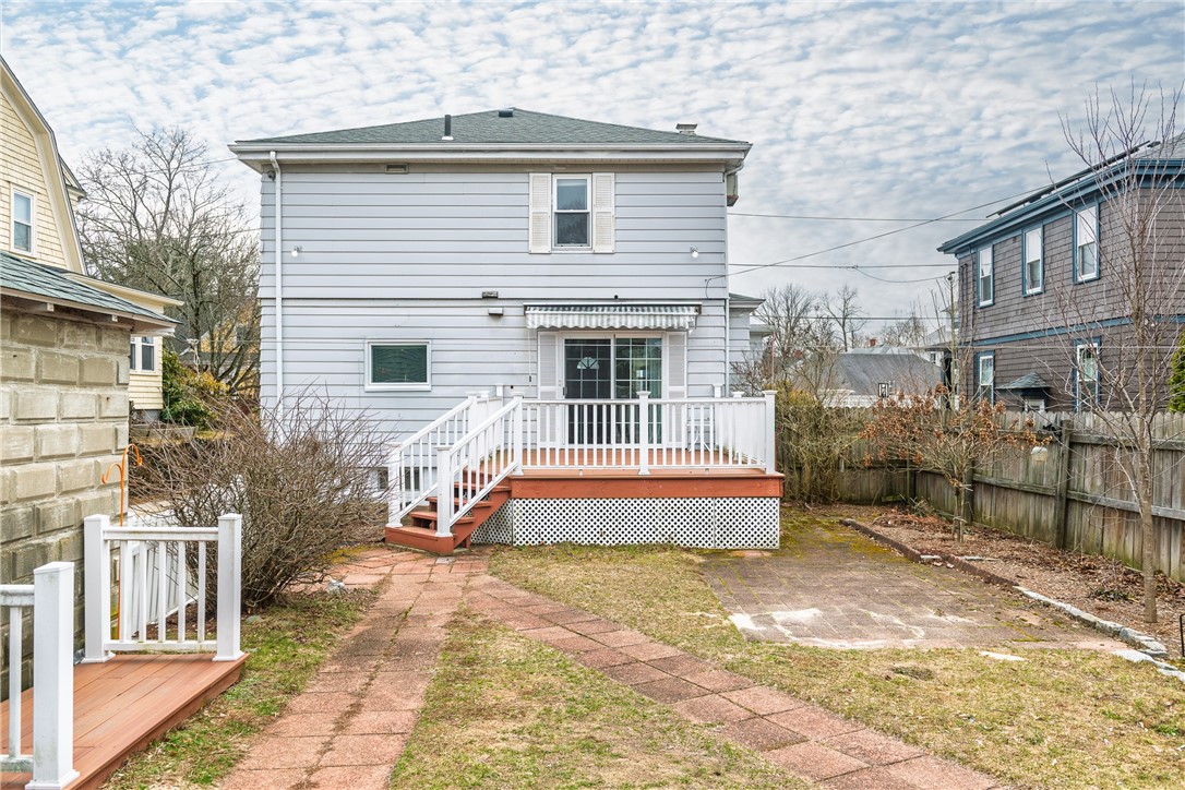 41 Berwick Lane Cranston, RI 02905 - Photo 32 of 35
