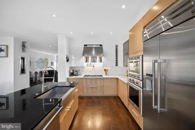 $1,600,000 | 128 Rees Place, Falls Church, VA 22046