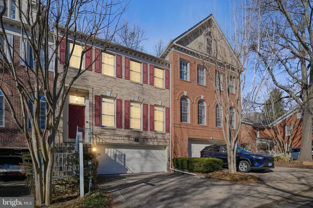 $1,600,000 | 128 Rees Place, Falls Church, VA 22046