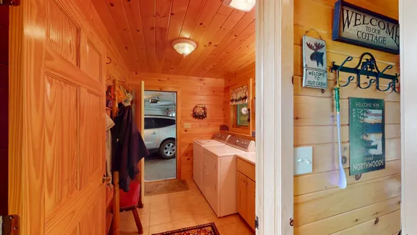 $610,000 | 10898 Bessette Road, Orr, MN 55771