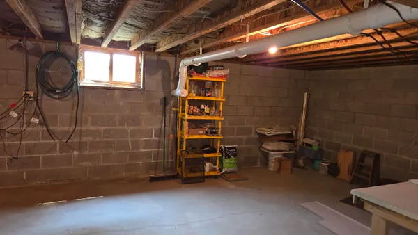 $610,000 | 10898 Bessette Road, Orr, MN 55771