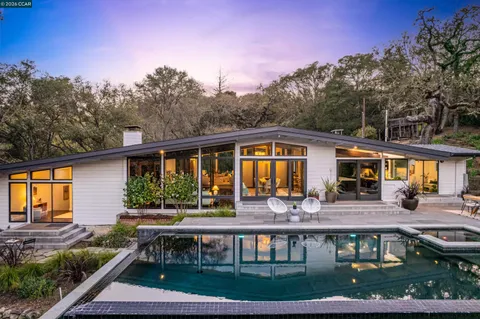 $3,975,000 | 8 Oak Arbor Road, Orinda, CA 94563