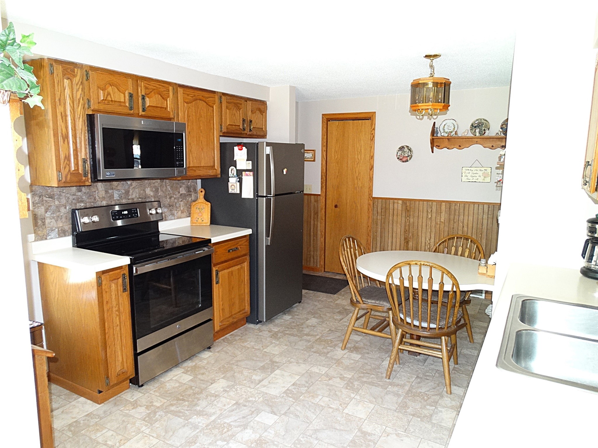 127 South 2nd Street, Unit 3 Barron, WI 54812 - Photo 18 of 27