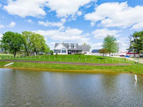 $625,000 | 2040 Wesley Chapel Road, Zanesville, OH 43701