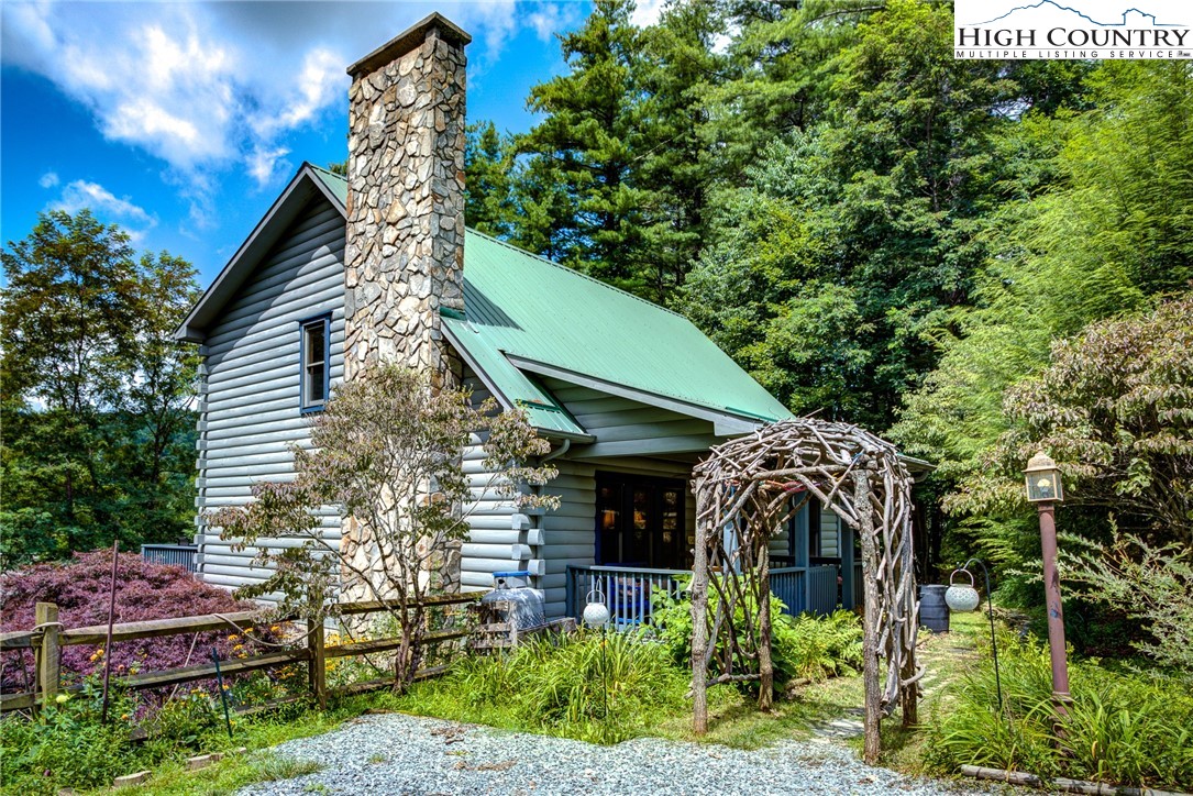 518 Friendship Church Road Boone, NC 28607 - Photo 1 of 47 Gallery Image 1